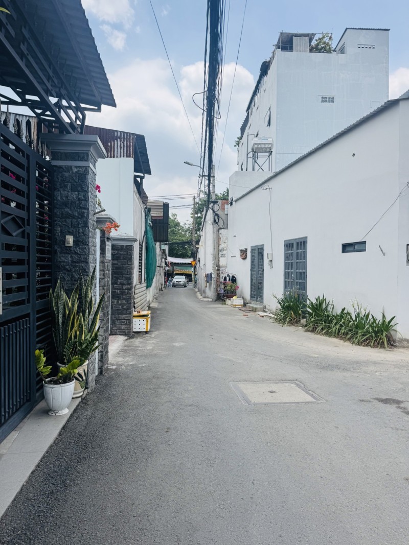 Bán Đất Nguyễn Văn Tăng TP Thủ Đức - 70m2 Thổ Cư - HXH. Giá Nhỉnh 4 tỷ