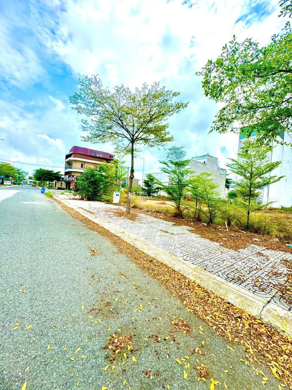 ĐẤT NỀN 130M2 TẠI KDC TÂN ĐÔ  VỊ TRÍ ĐẸP  SỔ RIÊNG  GIÁ TỐT BẤT NGỜ