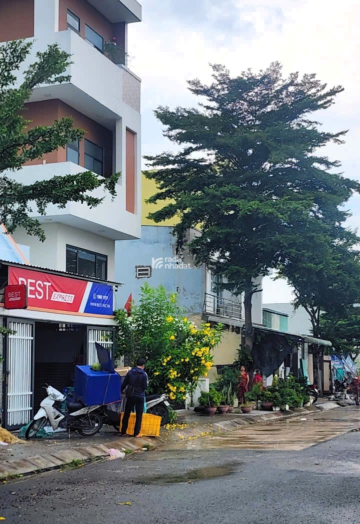 ĐẤT NỀN 130M2 TẠI KDC TÂN ĐÔ  VỊ TRÍ ĐẸP  SỔ RIÊNG  GIÁ TỐT BẤT NGỜ