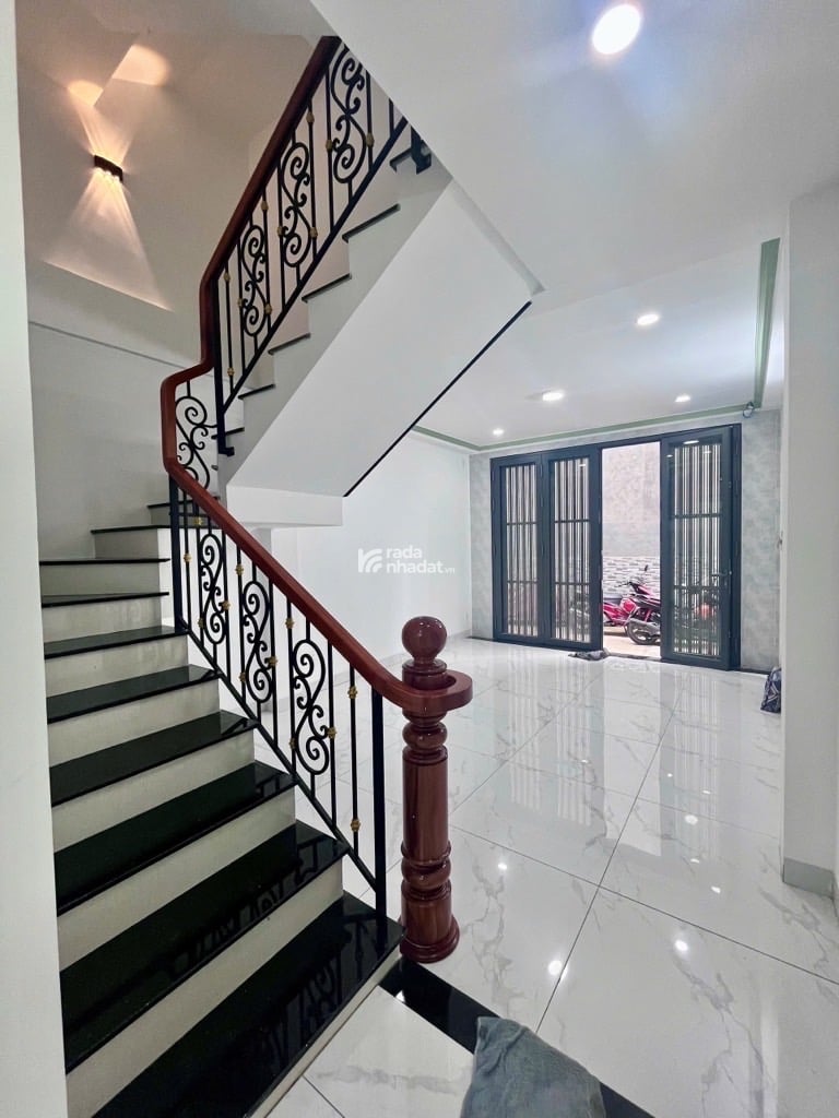 HẺM XE HƠI – NHÀ MỚI 100% – PHƯỜNG SƠN KỲ TÂN PHÚ