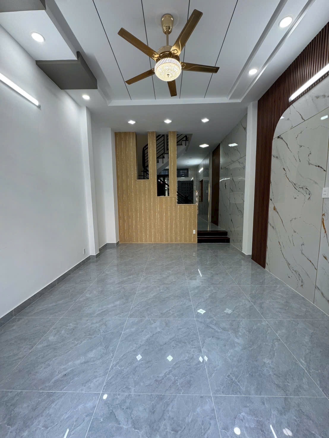 BÁN NHÀ MỚI MẶT TIỀN BÔNG SAO Q8