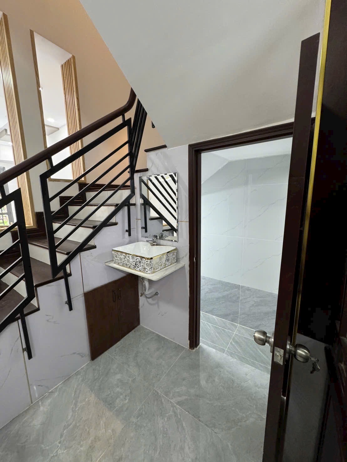 BÁN NHÀ MỚI MẶT TIỀN BÔNG SAO Q8