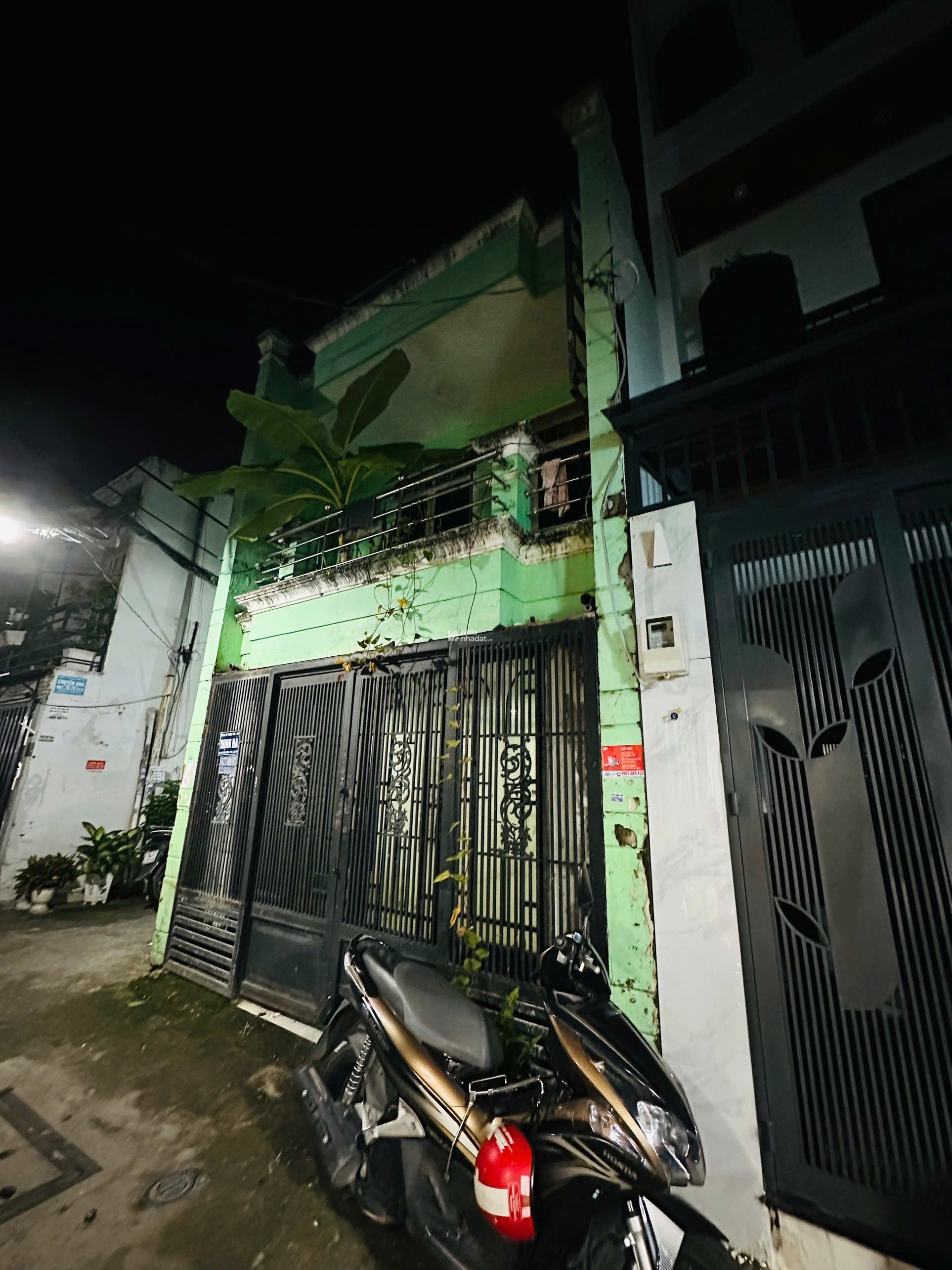 SIÊU PHẨM GIÁ RẼ. BÁN NHÀ 2 MẶT TIỀN, DIỆN TÍCH LỚN, TRUNG TÂM QUẬN GV