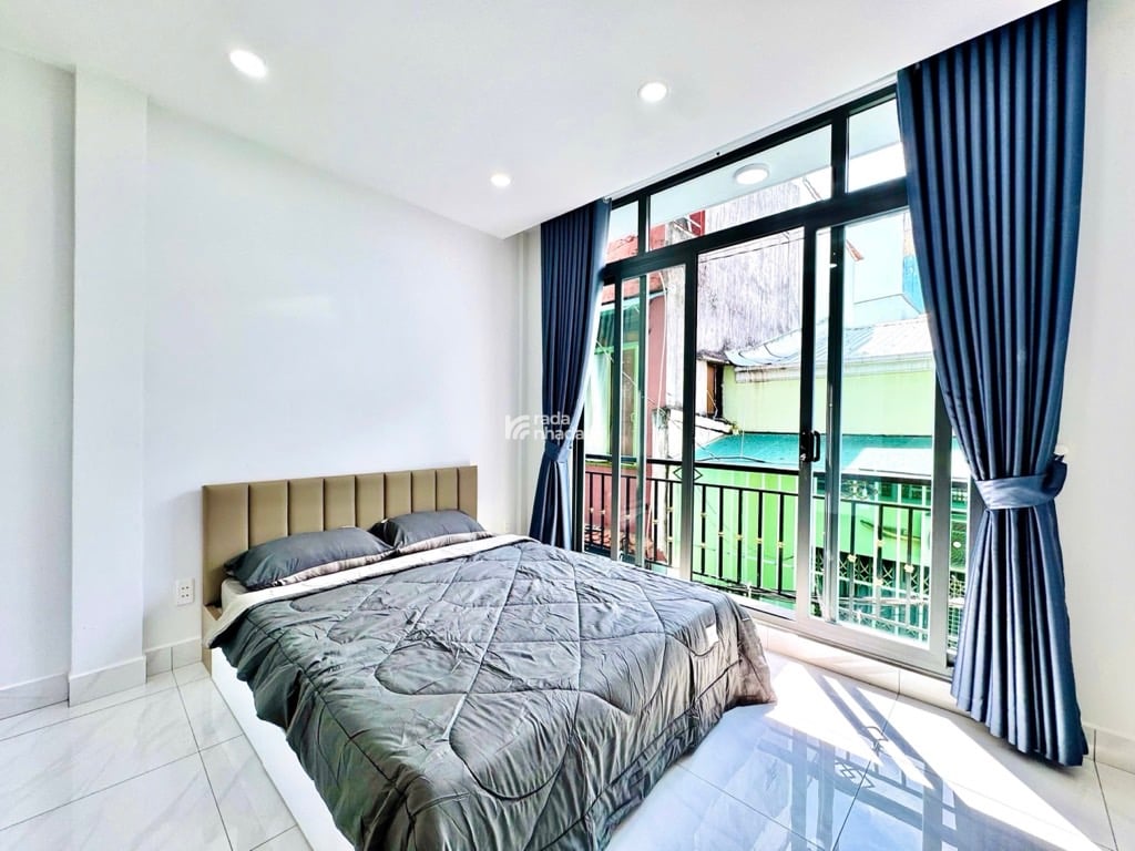 HẺM XE HƠI BÙI ĐÌNH TÚY, BÌNH THẠNH, 3 TẦNG MỚI Ở NGAY. GIẢM 350TR CHỈ CÒN 4.25T TL 