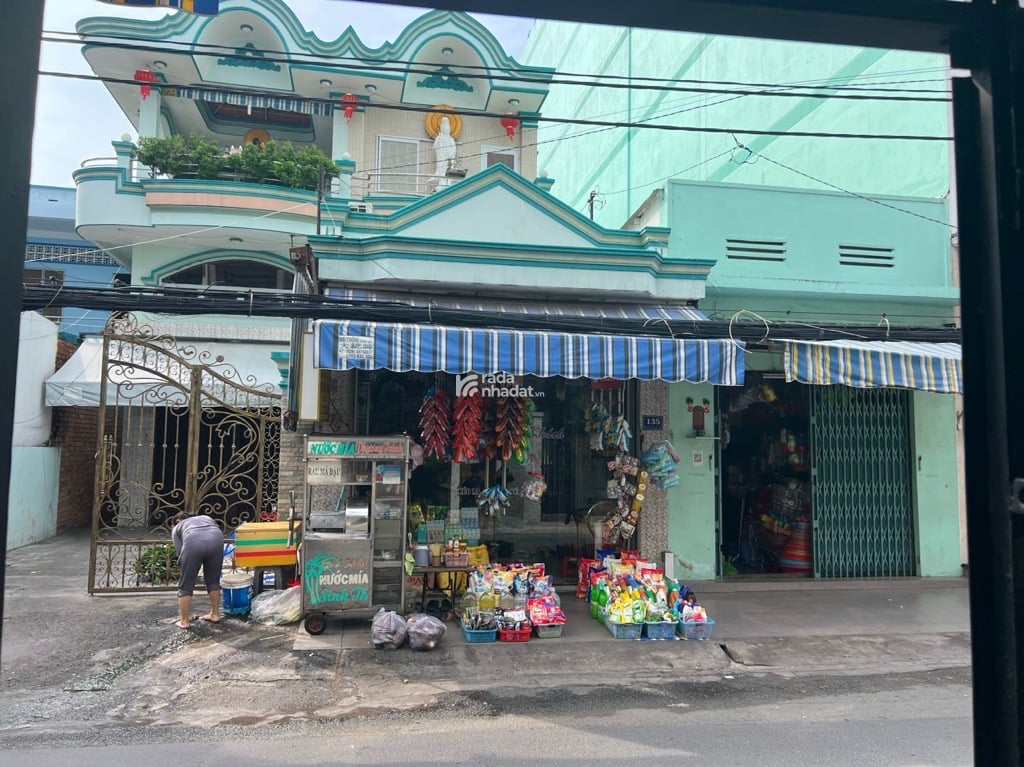 HÀNG HIẾM Q4 - VỊ TRÍ TRUNG TÂM - TIỀM NĂNG TĂNG GIÁ - THỬA ĐẤT VUÔNG VẮN - MẶT TIỀN LỚN.