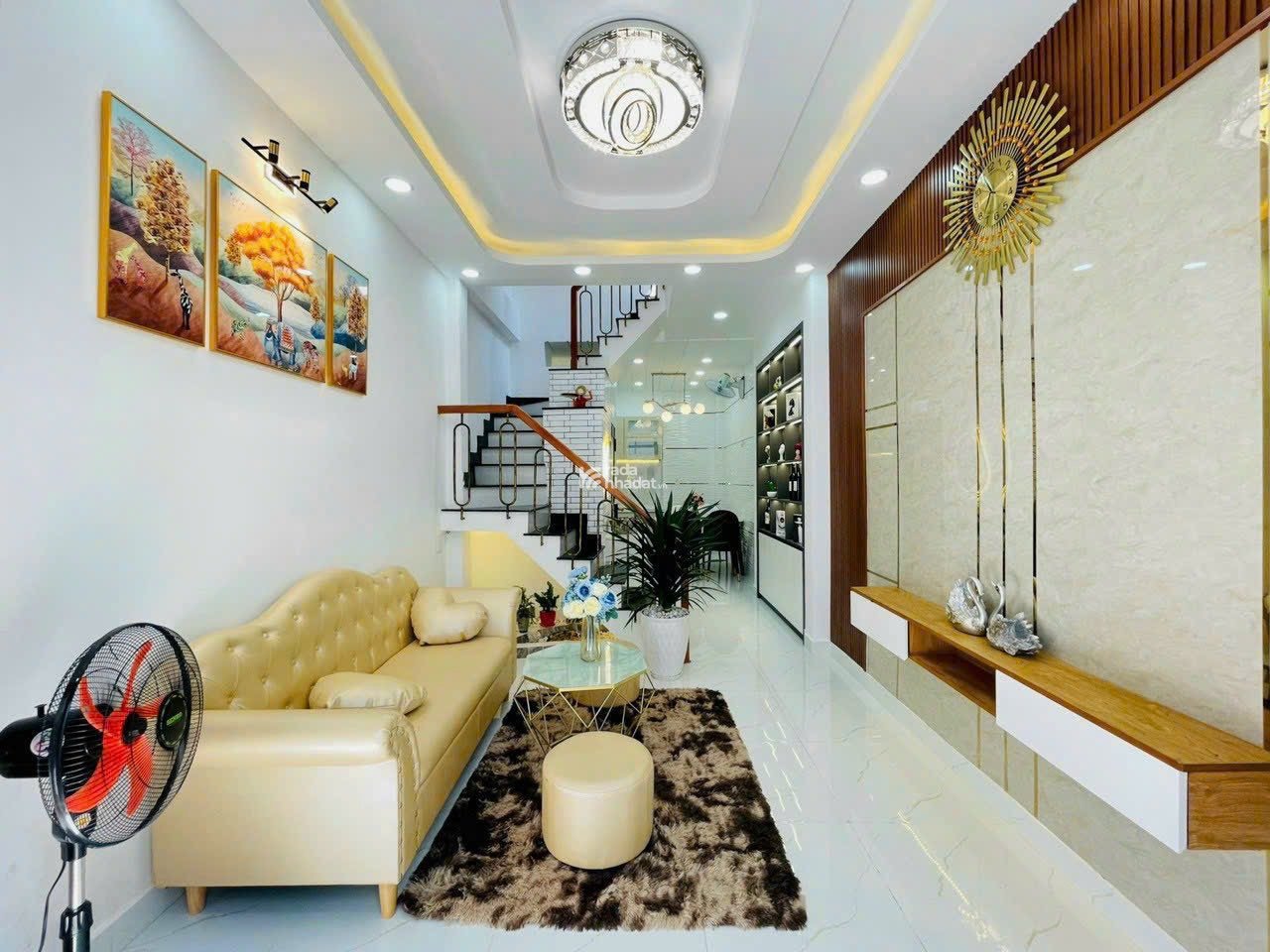 Nhà đẹp Nguyễn Cửu Vân Phường 17 Quận Bình Thạnh DT 48m2 giá 4tỷ190tr. Sổ riêng