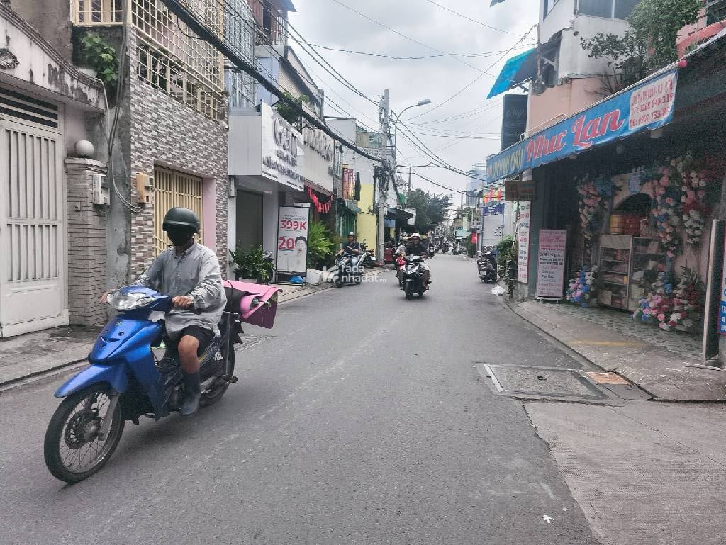 SIÊU MTKD BÙI THỊ XUÂN, TÂN BÌNH, TIỆN XÂY MỚI. GIẢM 3.5T CHỈ CÒN 2.8T TL 