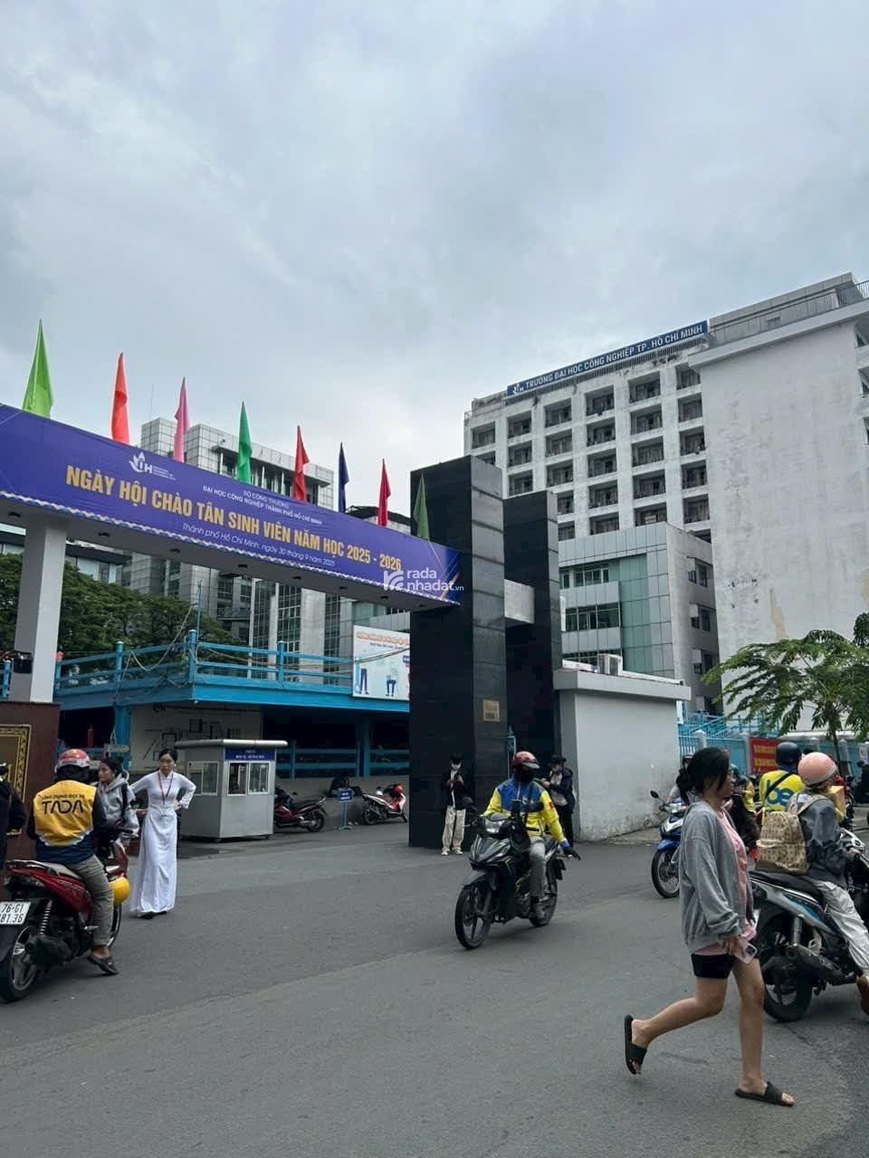 Bán nhà Gò Vấp, hẻm xe hơi  Nguyễn Thái Sơn, ngay ĐHCN4, 94M2, 4 tầng, 11pn, 9.65 tỷ
