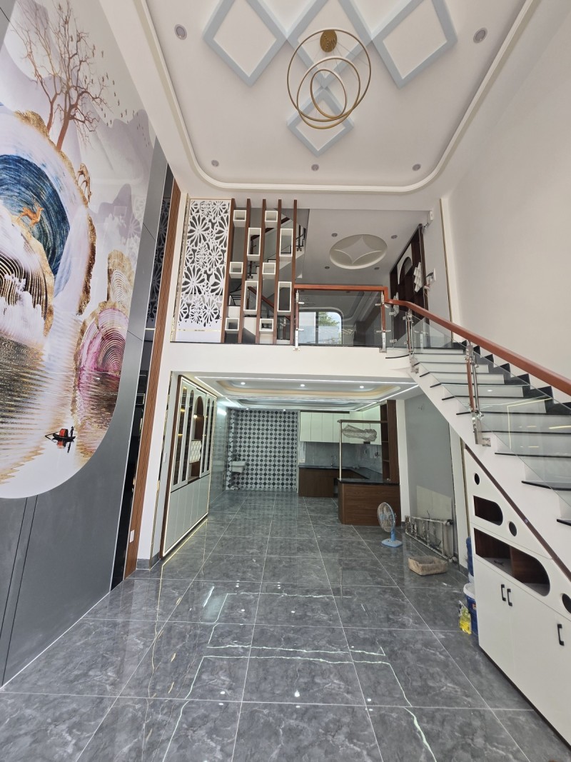 Nhà Mới 4 Tầng Hẻm ô tô Lã Xuân Oai, TP Thủ Đức. Giá 6.X Tỷ 