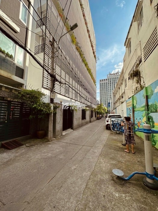 GẦN MẶT TIỀN NGUYỄN TRỌNG TUYỂN, PHÚ NHUẬN, 53M2 CÓ KC TIỆN CẢI TẠO. GIẢM 2T CHỈ CÒN 12T TL