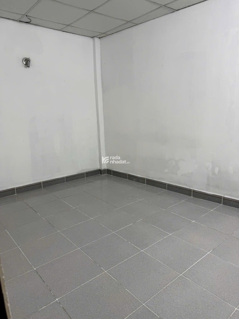 BÁN NGÔI NHÀ NHỎ 2 TẦNG, 2PN, DT 36M2, GẦN NGÃ NĂM GÒ VẤP NHỈNH 4 TỶ