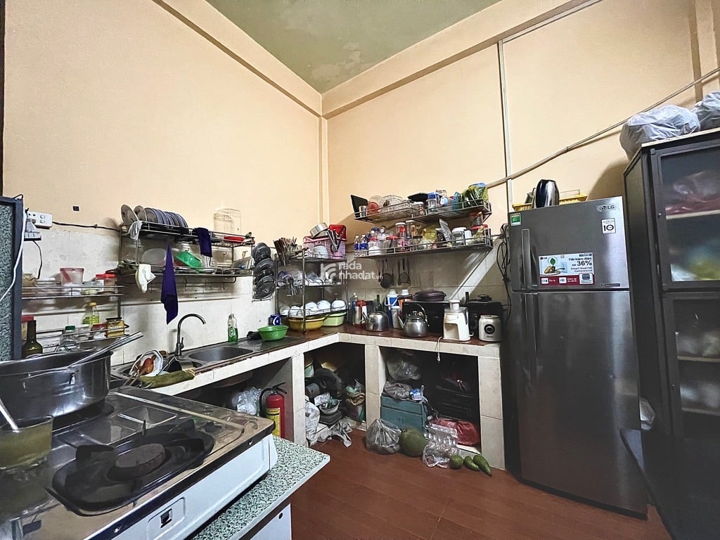 HẺM XE HƠI THẲNG TRỤC SÁT MẶT TIỀN, 2 TẦNG GẦN CHỢ LINH TRUNG, 4,5X14, NHỈNH 6 TỶ.