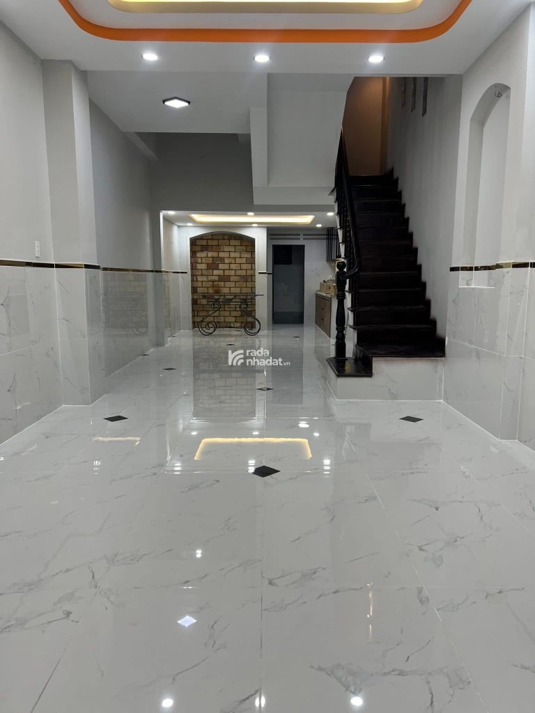 Tân Hoá Phường 1, Quận 11 DT: 3.8m *16m- 8 tỷ 5