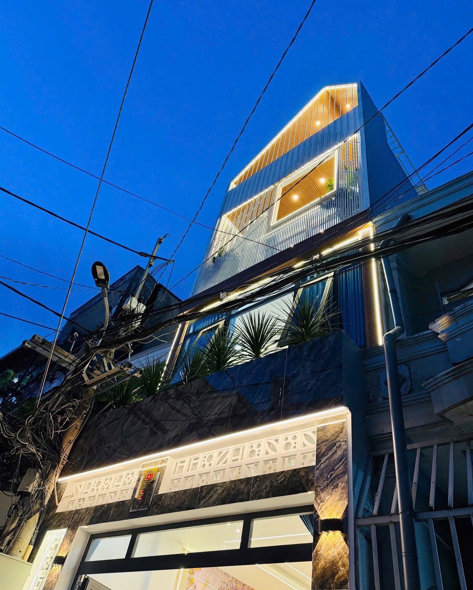 Cần bán gấp nhà DT 60m2 đường Bùi Đình Túy, P12, Bình Thạnh. SHR