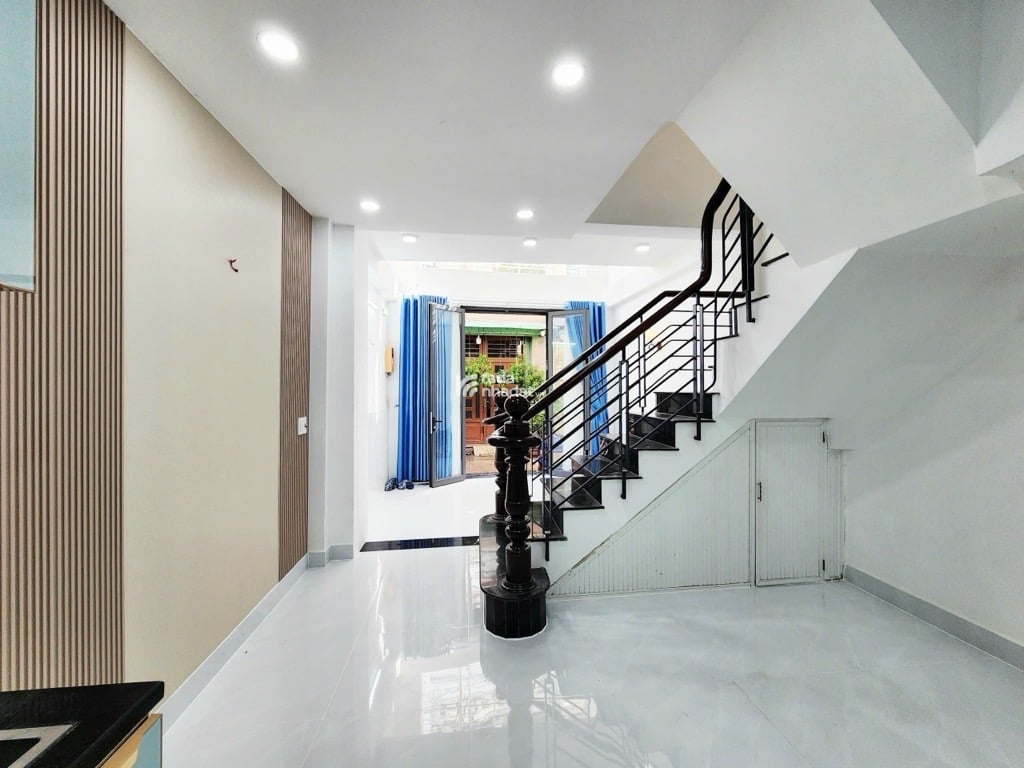 Bán Nhà 5 Tầng BTCT Tân Sơn Nhì gần Luỹ Bán Bích - Âu Cơ Tân Bình - Ngang gần 5M