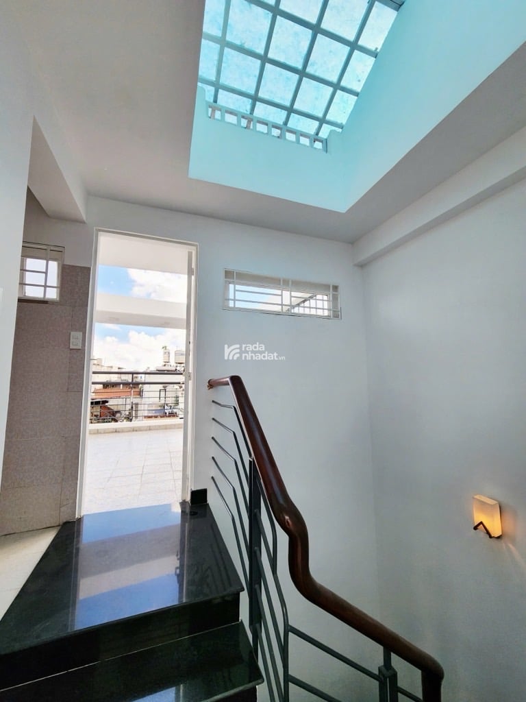 Bán Nhà 5 Tầng BTCT Tân Sơn Nhì gần Luỹ Bán Bích - Âu Cơ Tân Bình - Ngang gần 5M