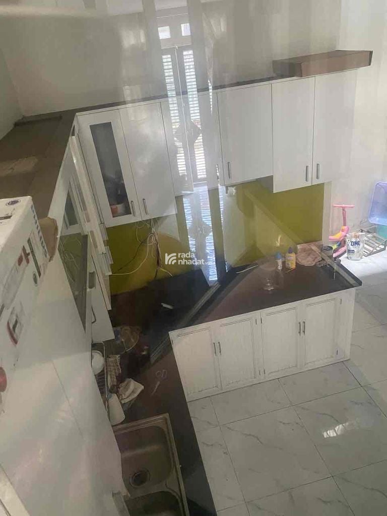 Cho thuê nhà nguyên căn, hẻm xe hơi sau lưng chung cư S.T Moriz  Phạm Văn Đồng trệt 3 lầu giá 15tr