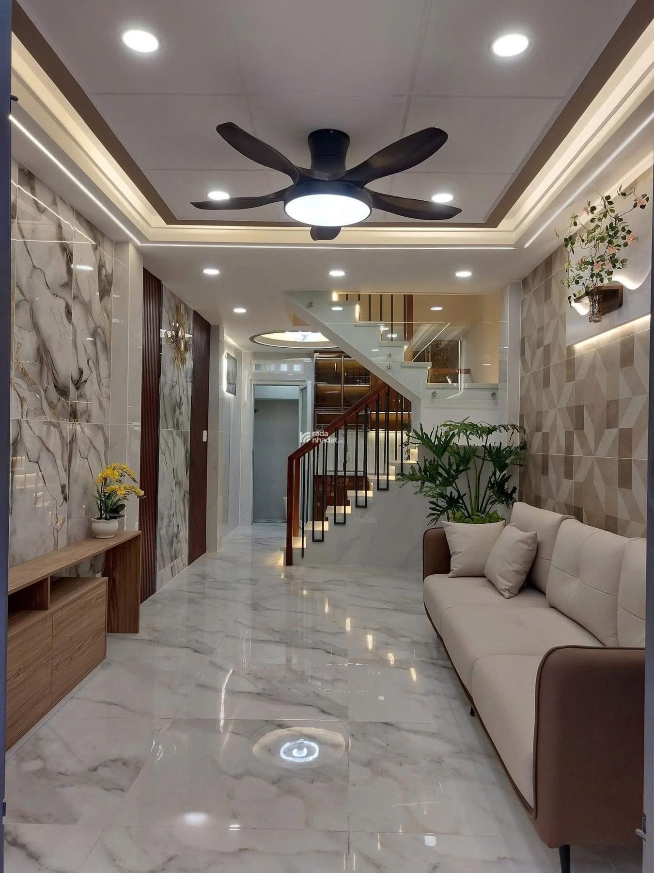 Siêu phẩm ngay chợ lớn đường Võ Trường Toản, Quận 5, 3 tầng 4PN SHR giá chỉ 3 tỷ 8 TL