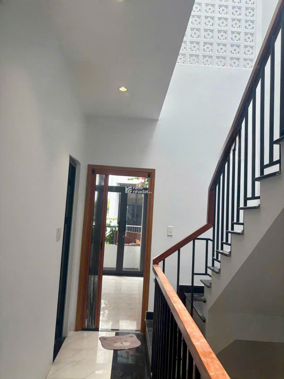 Nhà 3 Tầng 2 Mặt Tiền Ô Tô 7 Chỗ Vào Thoải Mái Trung Tâm Trường Thọ Thủ Đức Giá 7.5 Tỷ