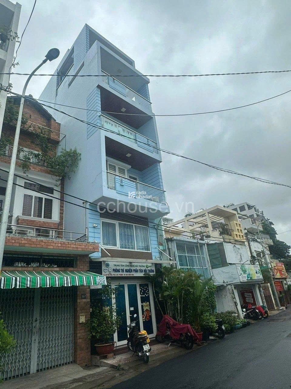 BÁN NHÀ ĐẸP VỊ TRÍ ĐẮC ĐỊA MT TAM ĐẢO, P.HÒA HƯNG, Q.10_DT: 4,4x15m_GIÁ 19,5 TỶ TL