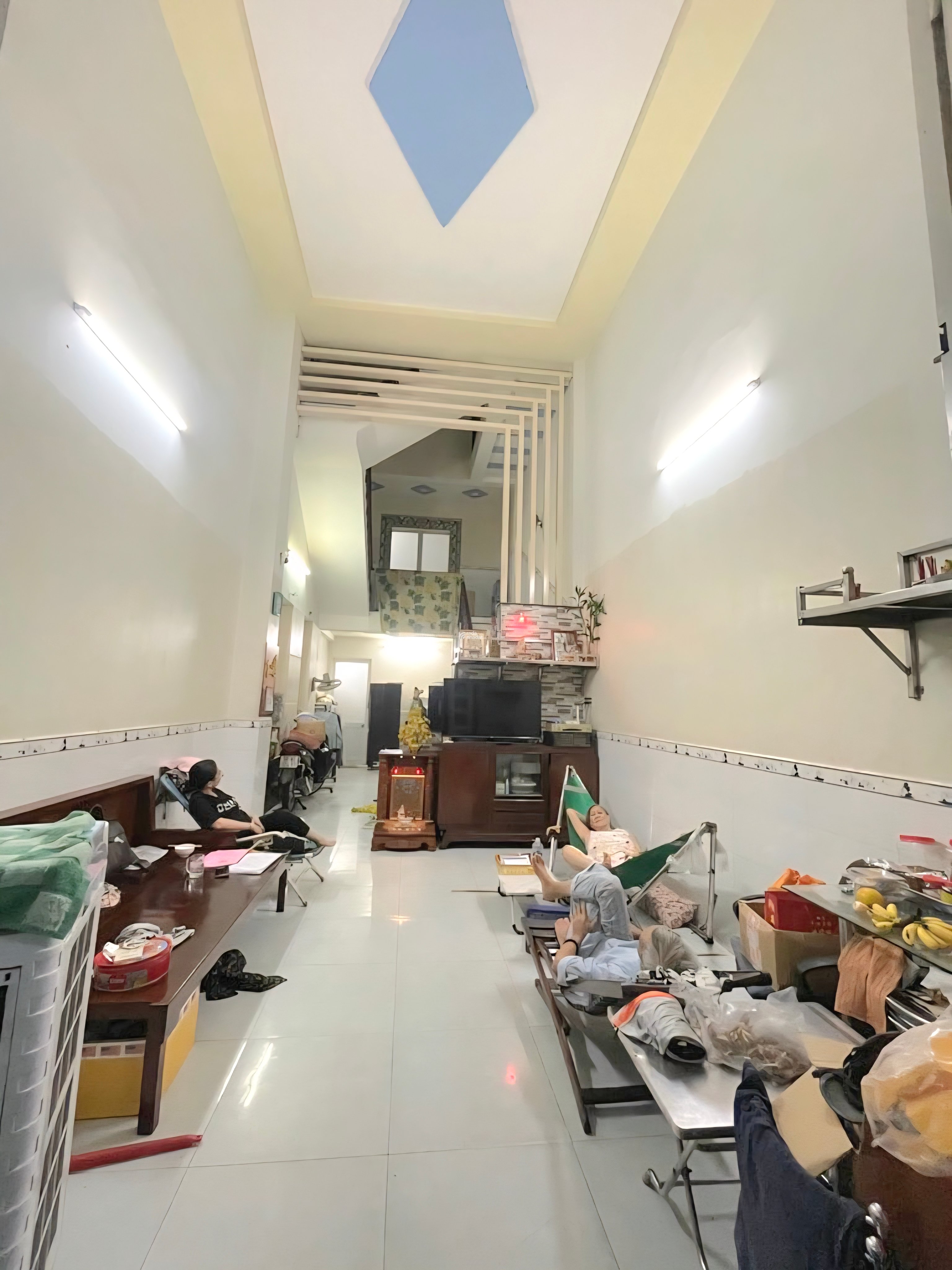 Bán Nhà Đường Lê Đình Cẩn, Gần AEON MALL, 3 Tầng 4*17m, Giá 3,8 TỶ