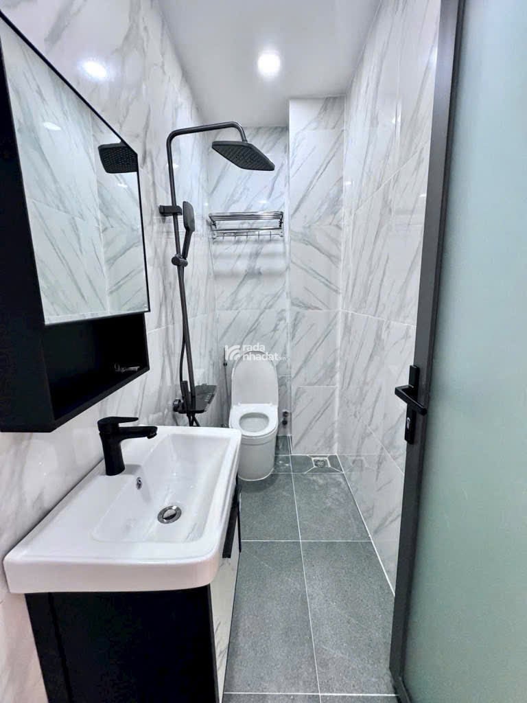 TUYỆT PHẨM NHÀ MỚI - PHƯỜNG 15 - TÂN BÌNH - HXH - DTSD 60.9M2 - 4 TẦNG - CHỈ HƠN 8 TỎI
