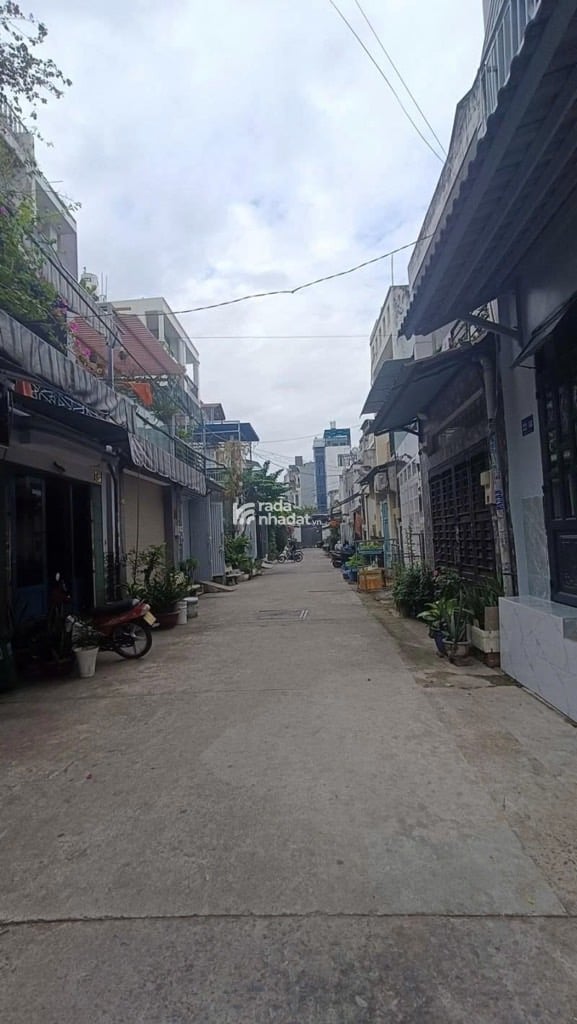 NHÀ ĐẸP NỞ HẬU BÌNH TÂN - CÁCH AEON TÂN PHÚ CHỈ VÀI BƯỚC CHÂN - HẺM XE HƠI - CHỈ NHỈNH 4 TỶ 