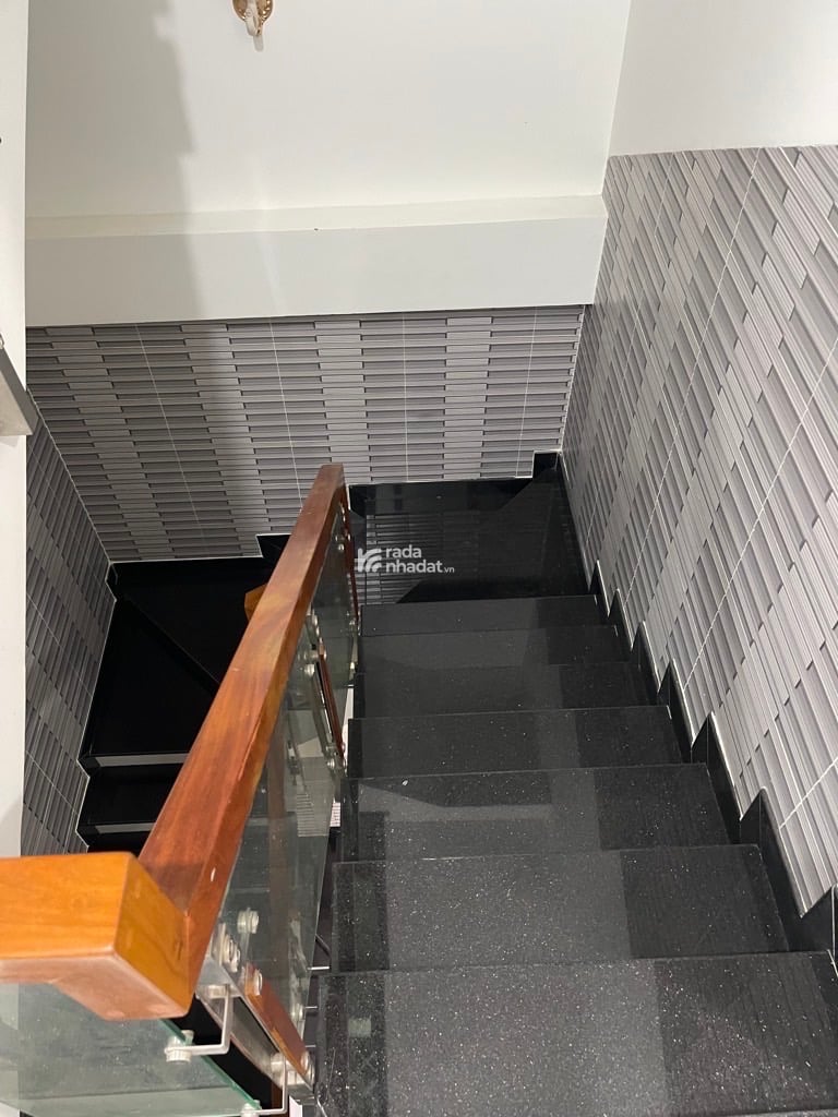 bán nhà mặt tiền  gần lê trọng tấn bình hưng hoà