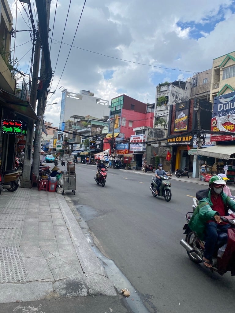 NHÀ GIÁ RẺ, MTKD BÙI HỮU NGHĨA, BÌNH THẠNH, 5 TẦNG CÓ KC Ở NGAY. GIẢM 350TR CHỈ CÒN 12.9T TL 