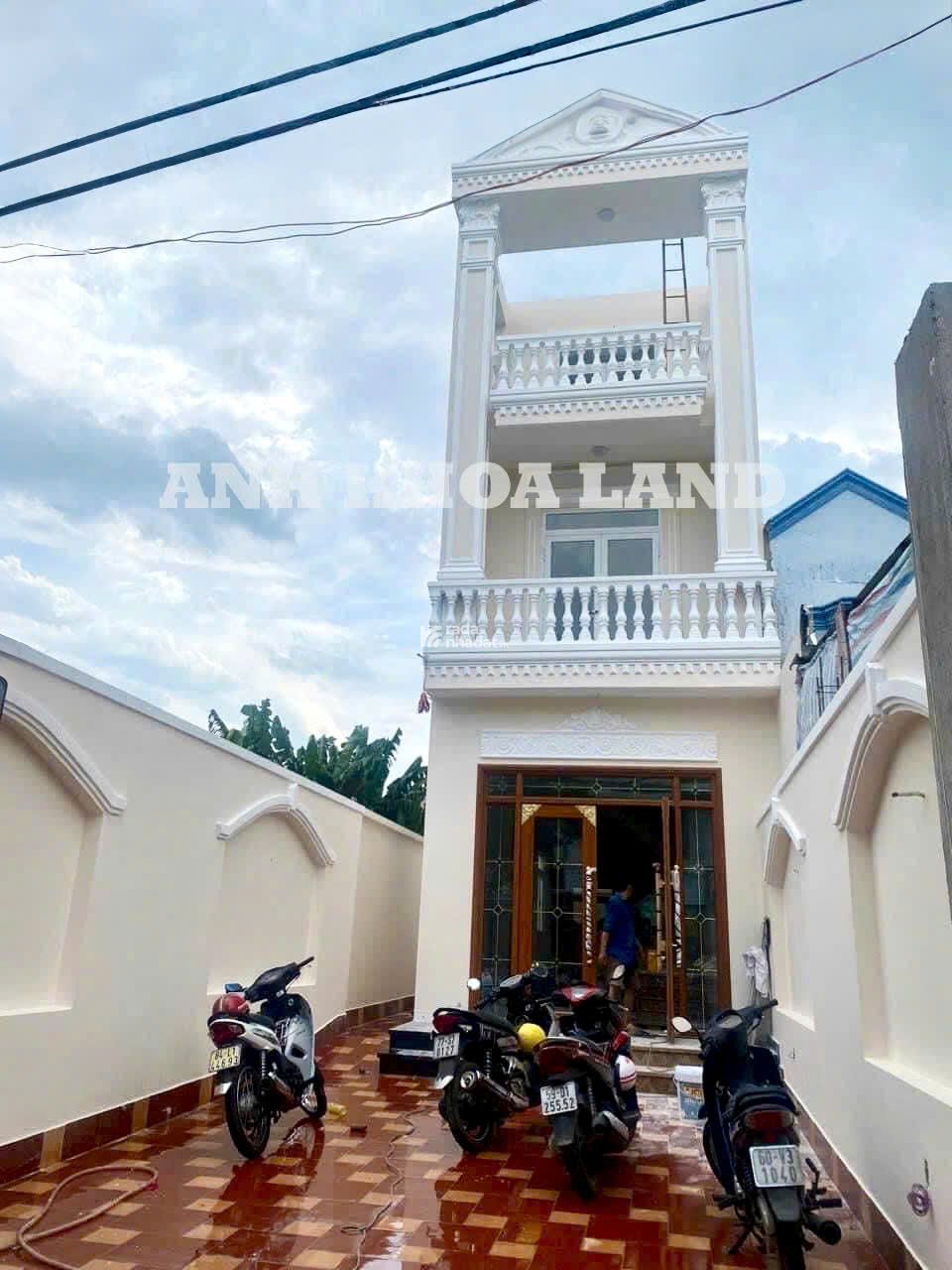 Bán Nhà 1 Trệt 2 Lầu Mặt Tiền Đường số Lx Xuân Oai Trung Tâm Tăng Nhơn Phú A, Giá Chỉ 8,5 Tỷ 