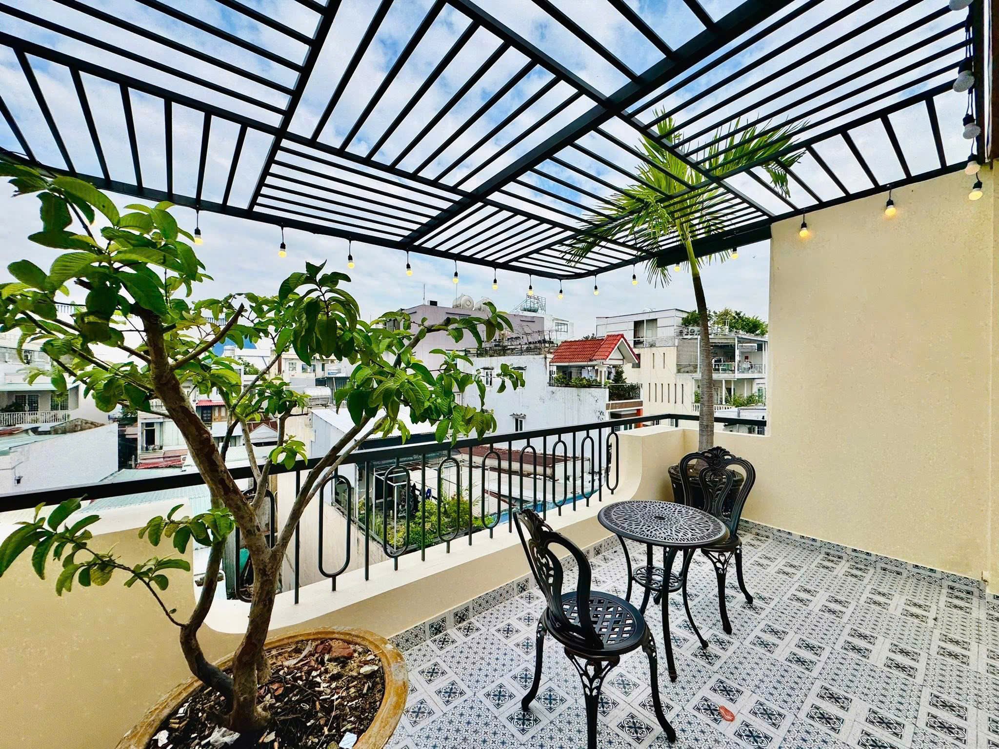 Chốt ngay căn nhà Nguyễn Thái Bình, Tân Bình. DT 58m2/ Giá 4 Tỷ 650. Sổ Hồng Riêng, hẻm ô tô