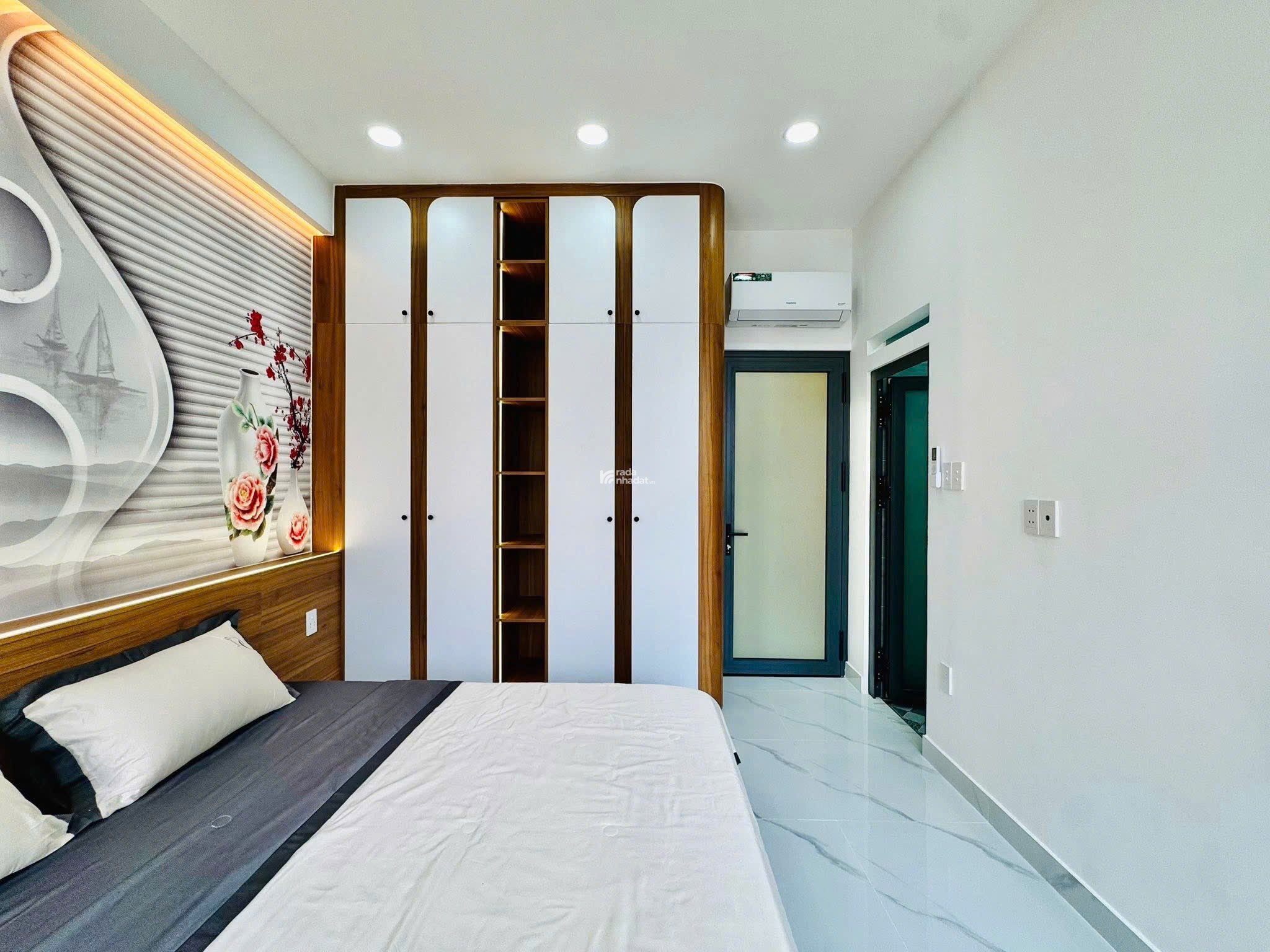 Chốt ngay căn nhà Nguyễn Thái Bình, Tân Bình. DT 58m2/ Giá 4 Tỷ 650. Sổ Hồng Riêng, hẻm ô tô