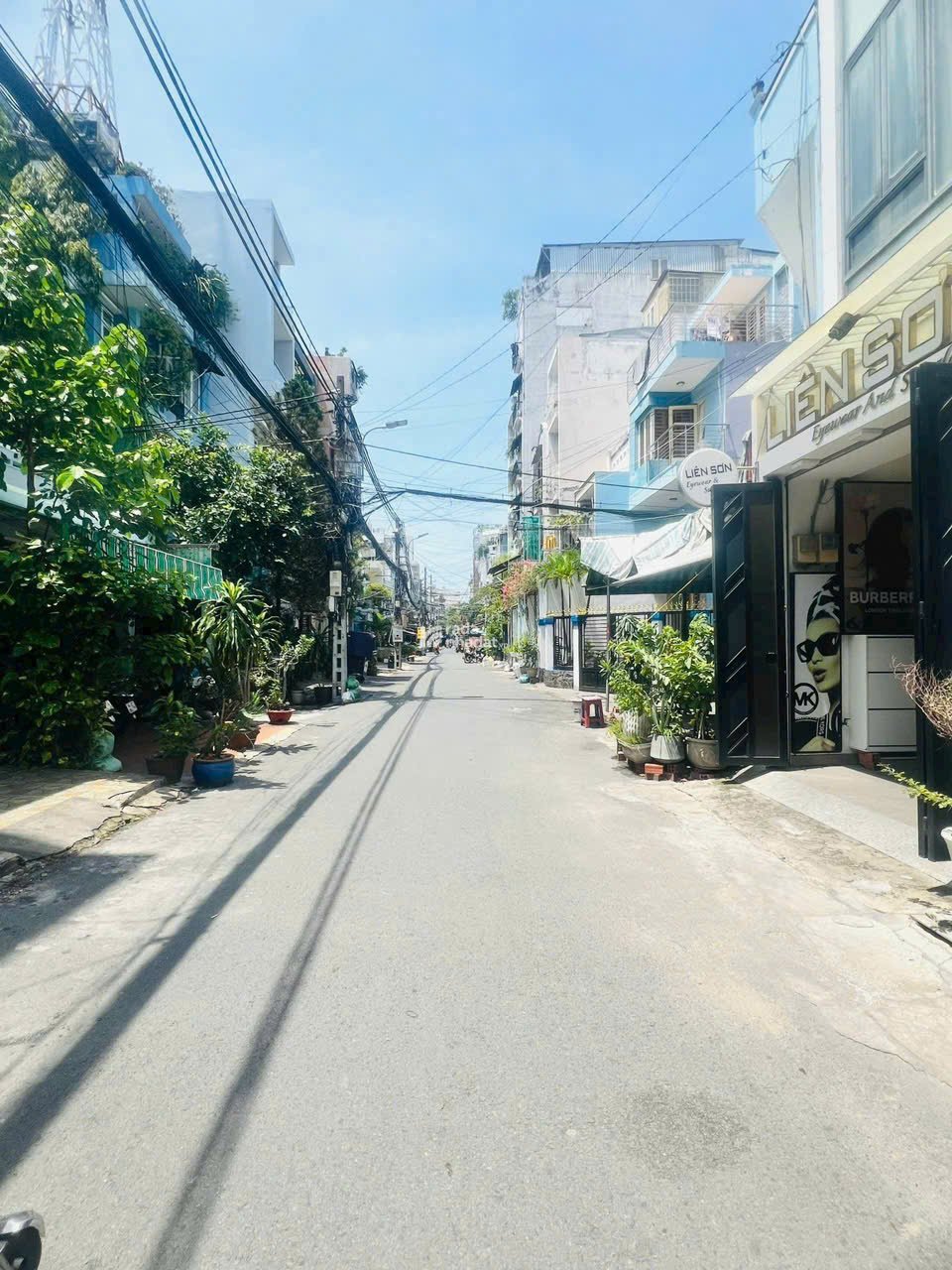 BÁN NHÀ 4 TẦNG - HẺM XE HƠI TÔ HIẾN THÀNH - NGAY ĐẠI HỌC BÁCH KHOA - GIÁ CHỈ 6.5 TỶ!