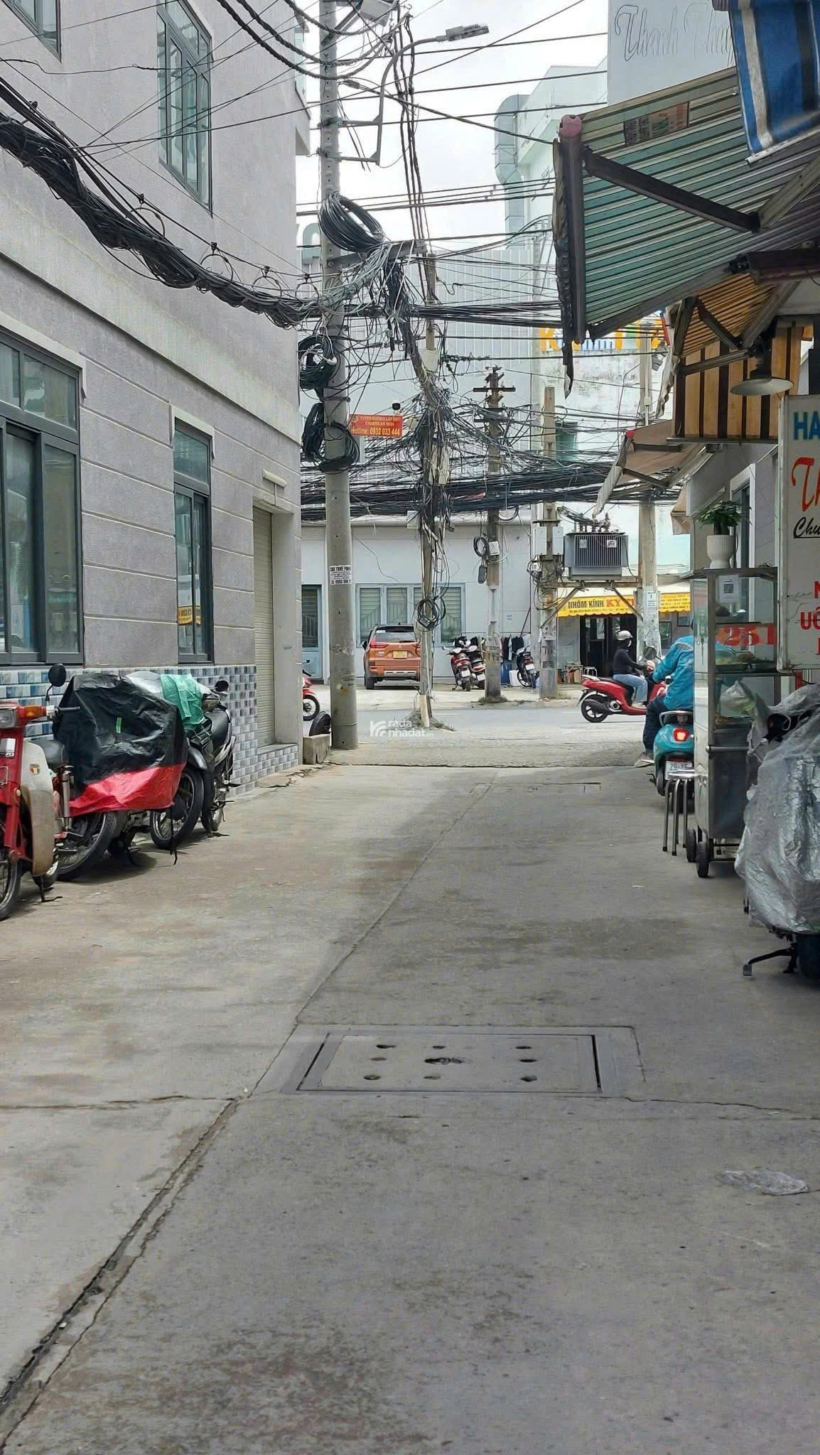 CẦN BÁN nhà P19 Bình Thạnh, HXH, giá 3ty950 42m2, gần trung tâm SG, LH