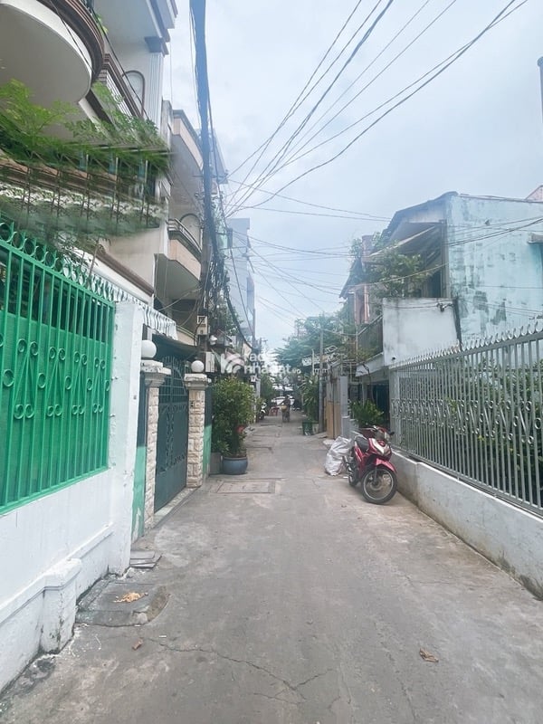 BÁN NHÀ HẬU GIANG QUẬN 6 36M2 3.8 TỶ SÁT MẶT TIỀN 