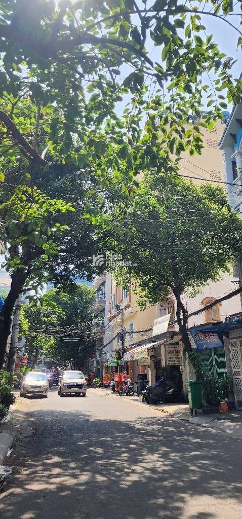 BIỆT THỰ VÍP KHU VÍP CỘNG HÒA - SÂN BAY TÂN SƠN NHẤT - GIÁ CHỈ 200TR/M - MUA Ở HOẶC ĐẬP XÂY VP CÔNG