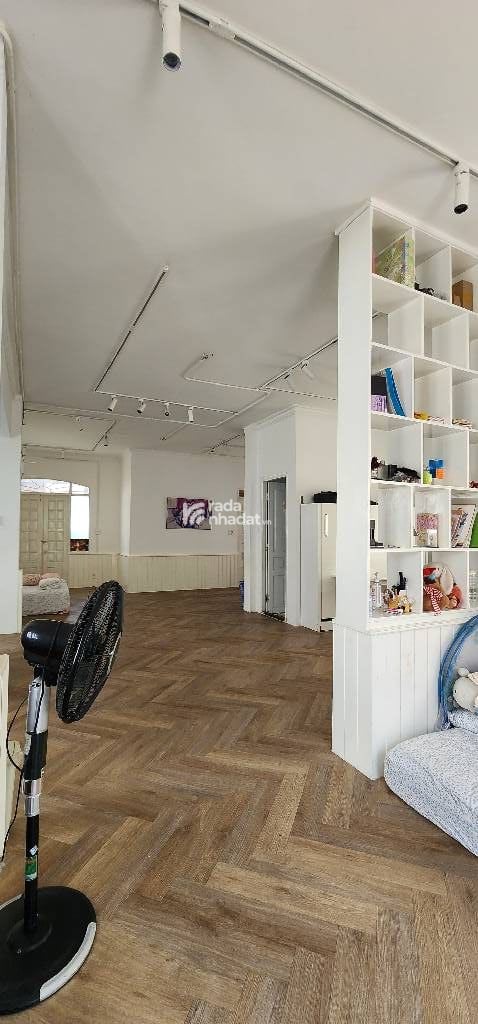 BIỆT THỰ VÍP KHU VÍP CỘNG HÒA - SÂN BAY TÂN SƠN NHẤT - GIÁ CHỈ 200TR/M - MUA Ở HOẶC ĐẬP XÂY VP CÔNG