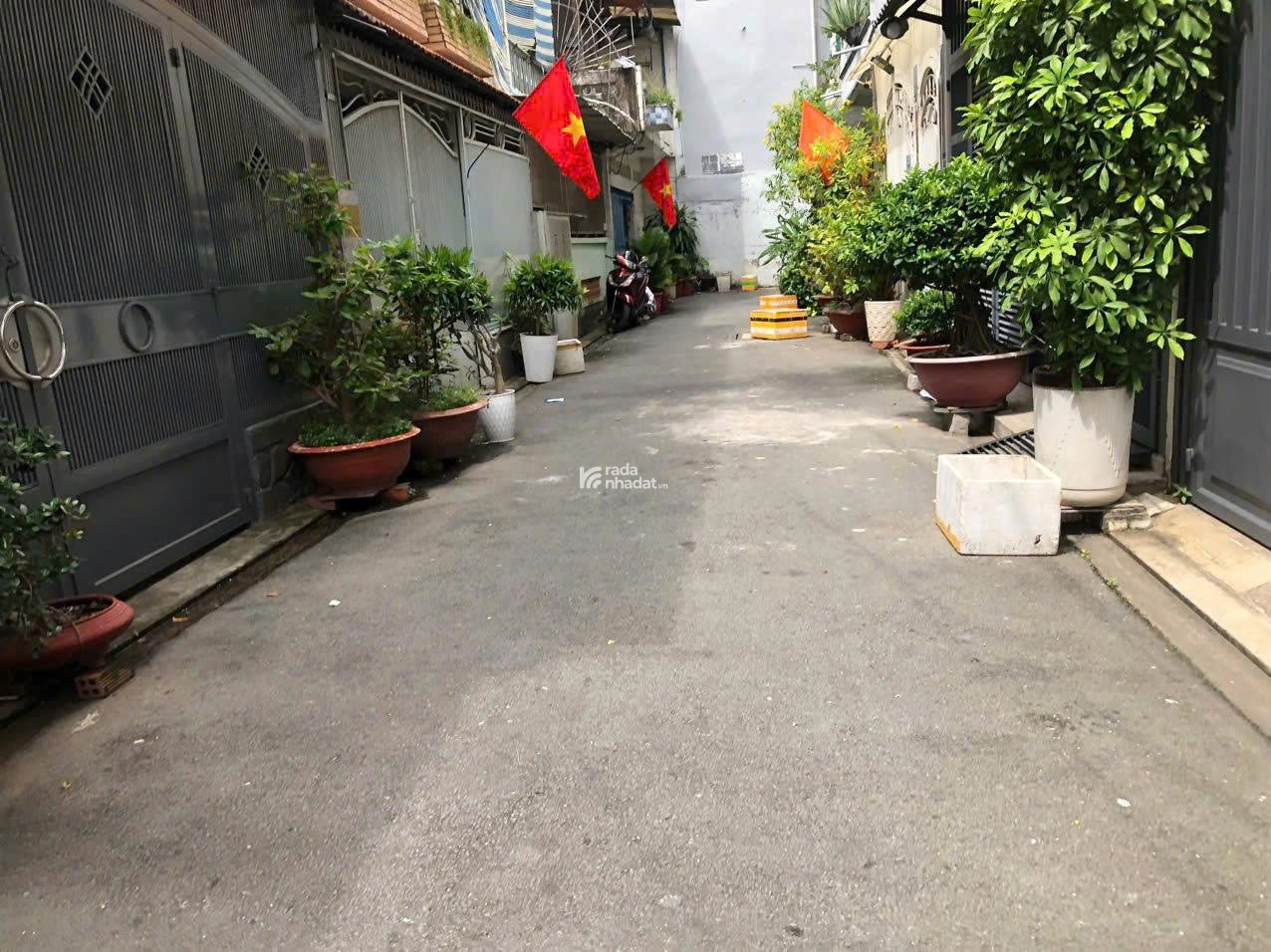 NHÀ CẤP 4, 6m x 13m HXH LÊ VĂN SỸ QUẬN TÂN BÌNH