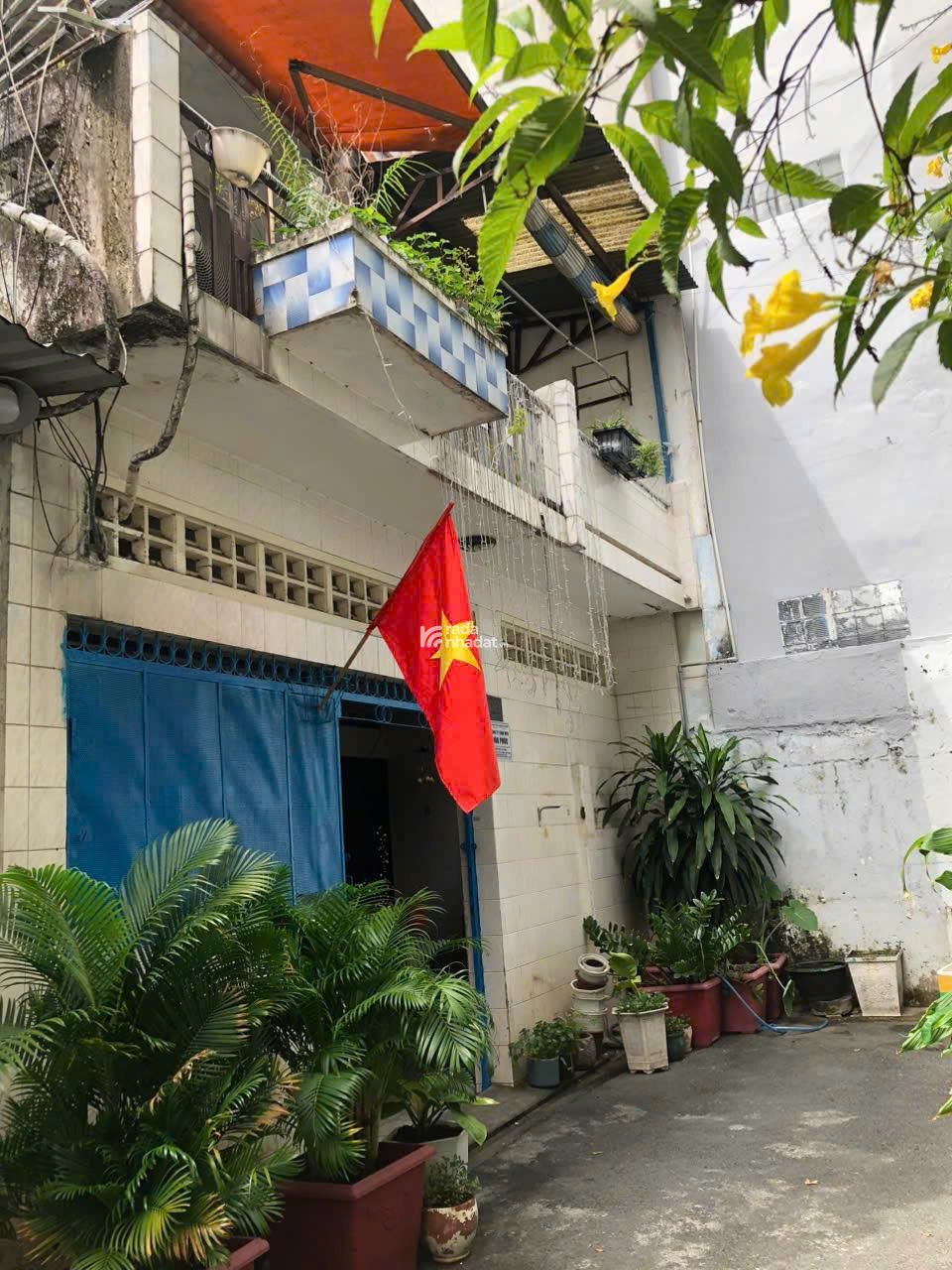 NHÀ CẤP 4, 6m x 13m HXH LÊ VĂN SỸ QUẬN TÂN BÌNH