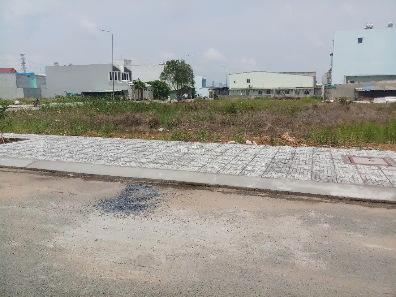 BÁN NHANH 10X26M ĐỐI DIỆN KCN,THÍCH HỢP XÂY TRỌ - XÂY KHO, THỔ CƯ 100%