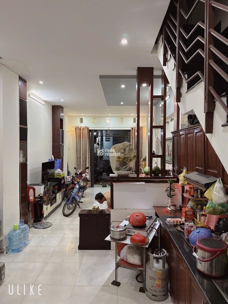 Gấp Bán- 54m2, 3 Tầng, hẻm nhựa 7m thông- Sát Aeon Tân phú. Nhỉnh 4tỷ.
