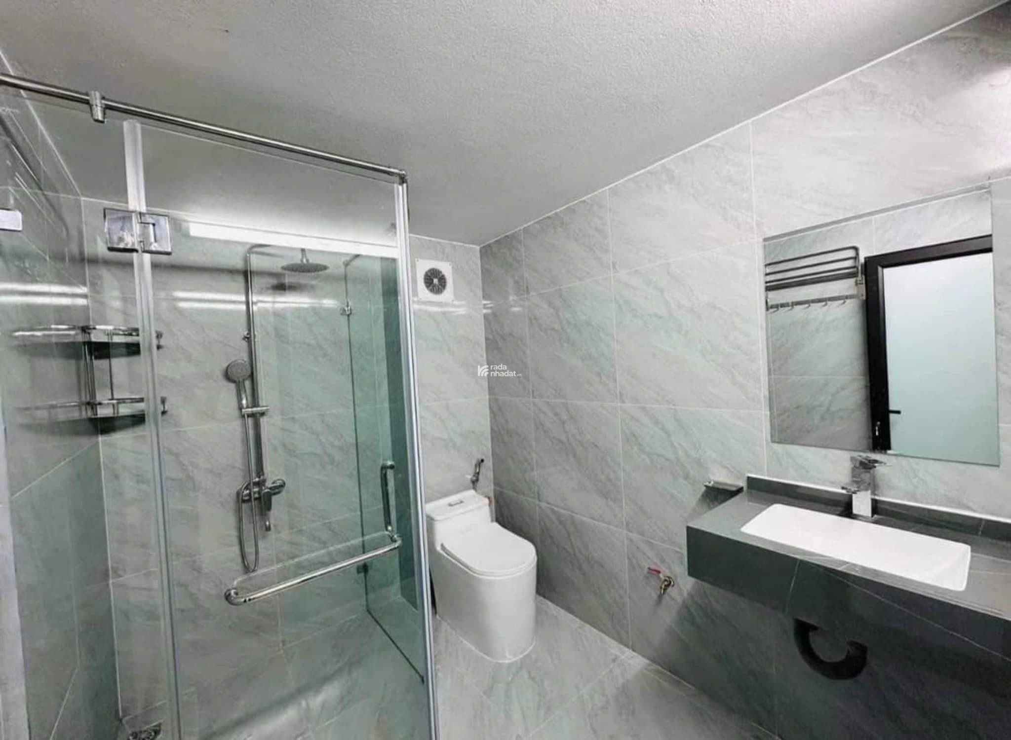 Bán duy nhất căn hộ 3 ngủ tòa Hoàng Ngân Plaza diện tích 102m2, full nội thất mới, LH 0963 627 ***