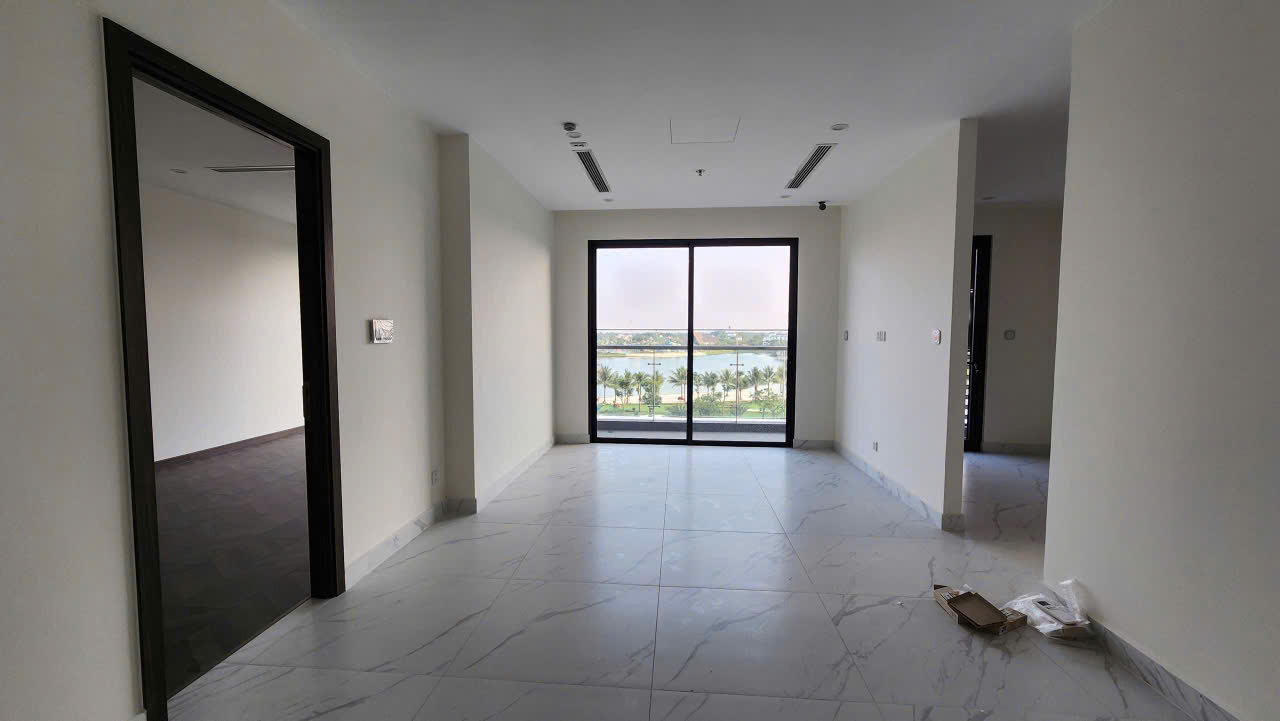 Bán cắt lỗ 1,5 tỷ cho căn hộ 3PN The Bevely 3. DT 100m2. View trực diện toàn công viên