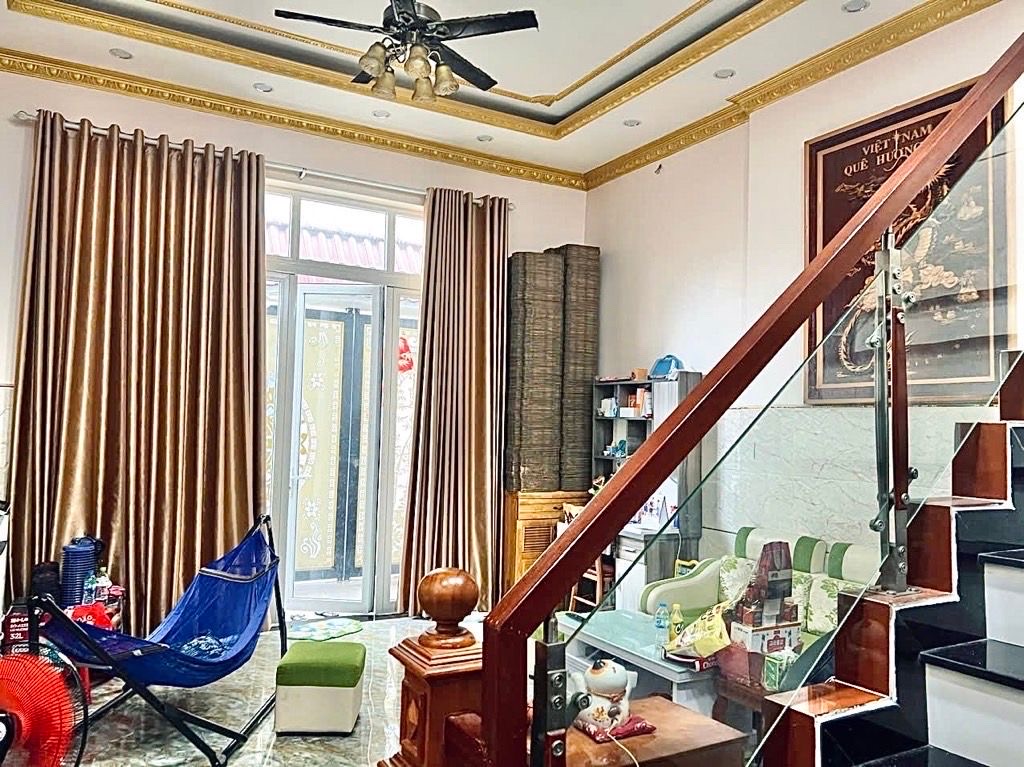 NGAY SÁT MẶT TIỀN NGUYỄN SỸ SÁCH - 70M2 (5x14M) x 3 TẦNG