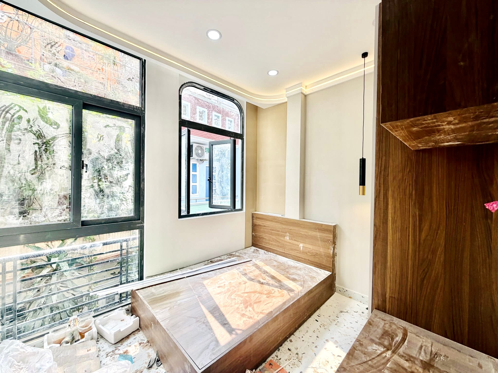 Bán Nhà 4 Tầng 5 phòng ngủ Full Nội Thất Hẻm 4m Ngay Phú Nhuận - Chỉ Hơn 7T