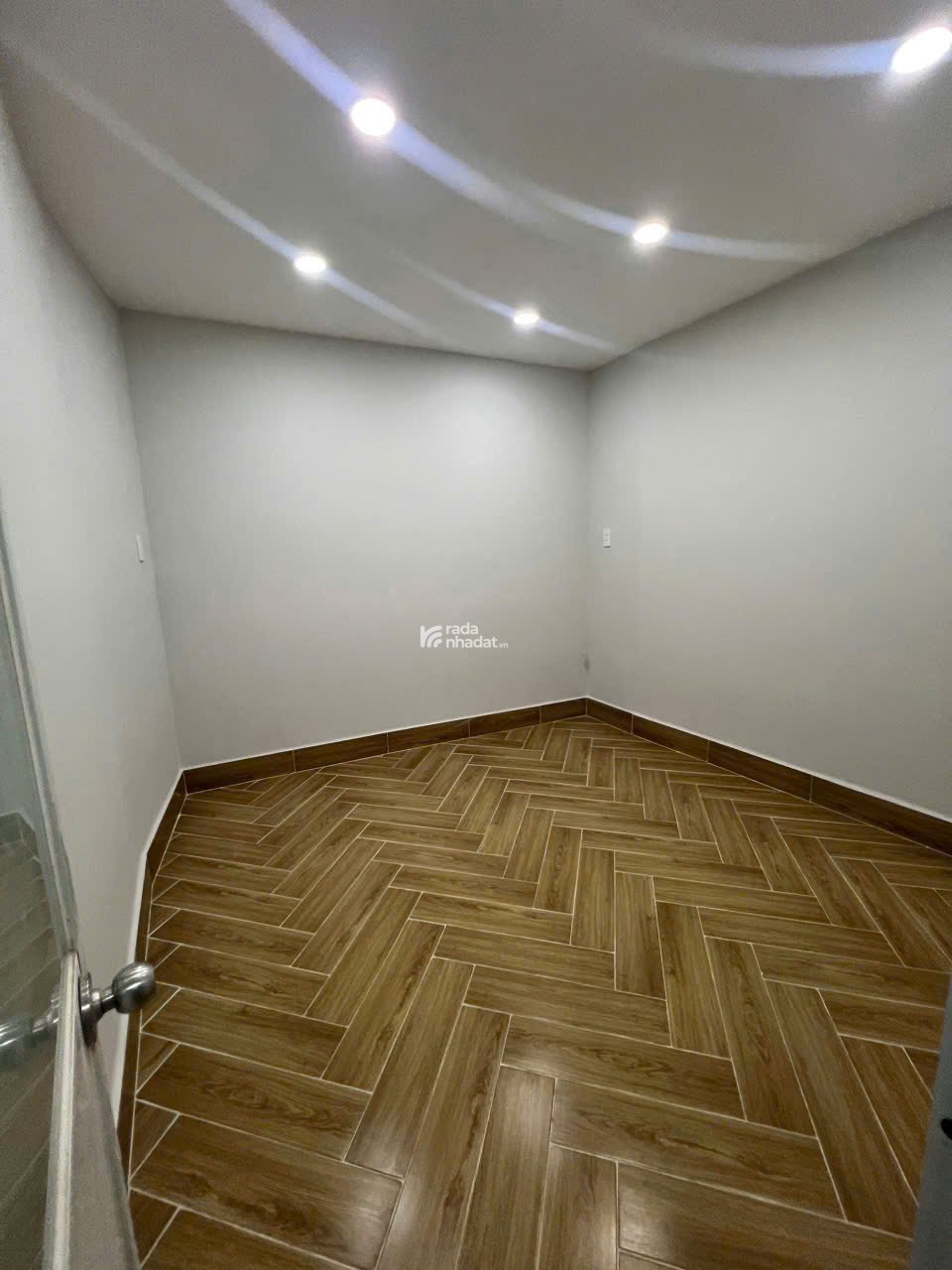  BÁN NHÀ ĐƯỜNG BÀ HẠT - P.9- Q.10 - 46M2 (3,3m x 14 ) 3 TẦNG - GIÁ 5,3TỶ 