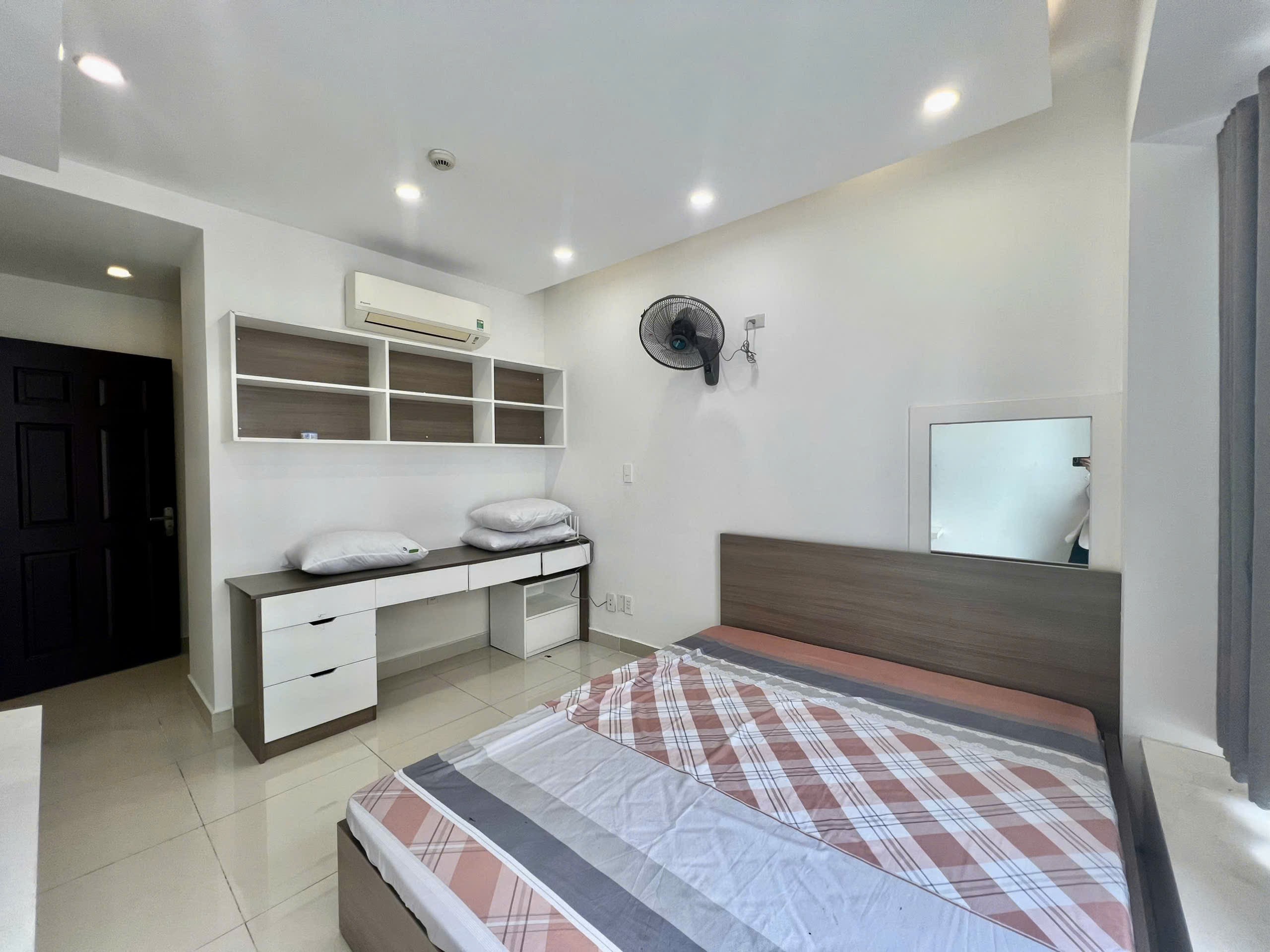 Bán nhanh căn hộ Scenic valley 1, gần ĐH RMIT, Phú Mỹ Hưng, Q7, 89m2, 2PN, giá 9,1 tỷ