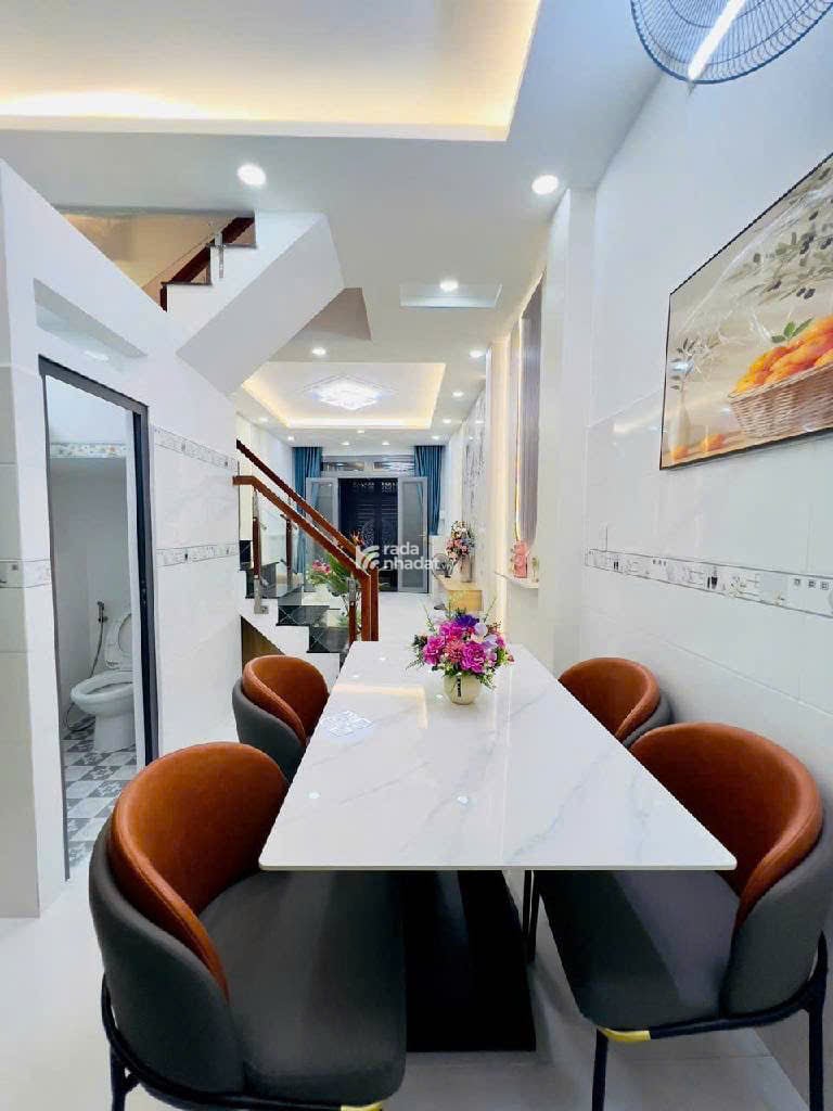 Bán Gấp Nhà Phố 2 Tầng FULL Nội Thất Hiện Đại Đường Thống Nhất P An Hôi Đông (P16) Gò vấp