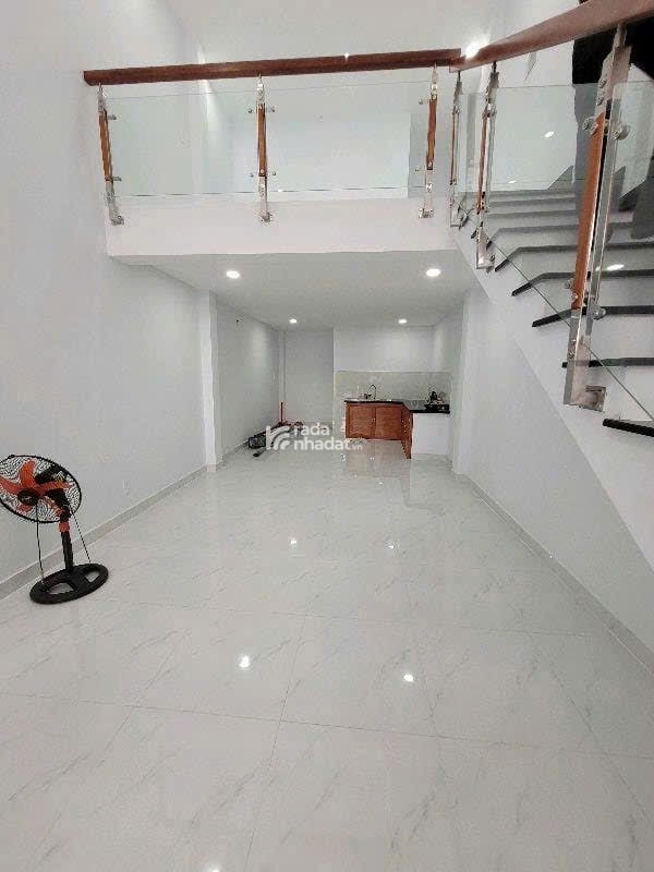 NHÀ MỚI 2 TẦNG - 61M2 - NGAY CHỢ TÂN HƯƠNG - KINH DOANH NHỘN NHỊP - VỪA Ở VỪA THU NHẬP 17 Tr