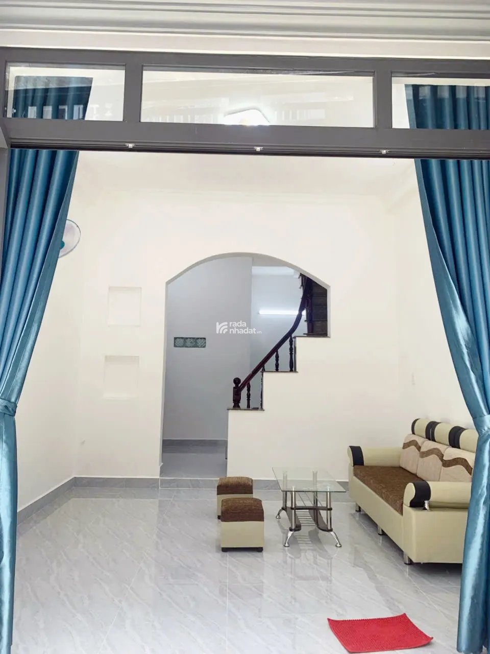 NHÀ MỚI ĐẸP Ở NGAY ,HXH, NGANG 4M, KHU VIP CHỢ PHẠM VĂN BẠCH TÂN BÌNH, GIÁ 4.75 T